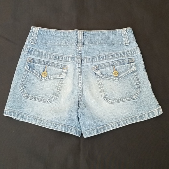 Bongo Girls Denim Shorts - Picture 2 of 4
